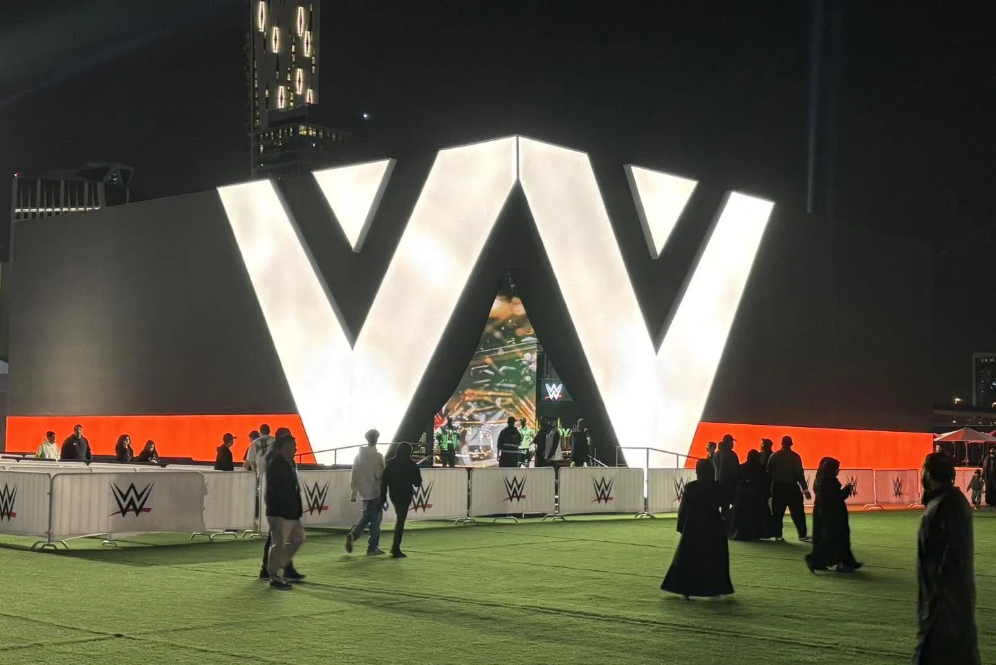 Entrée monumentale WWE de la Fan Zone
