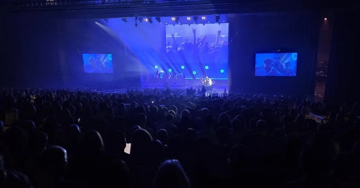 Vue du public et de la scène au Zénith de Nancy
